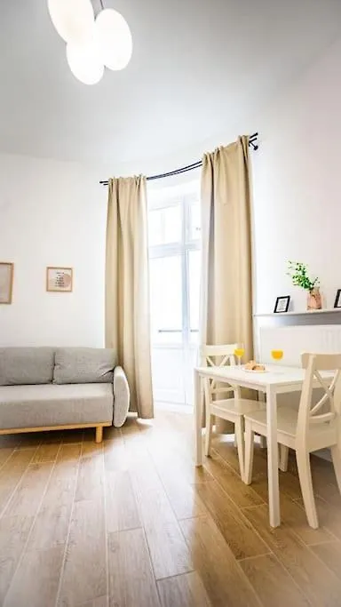 Lovely Apartment In Warsaw Poland