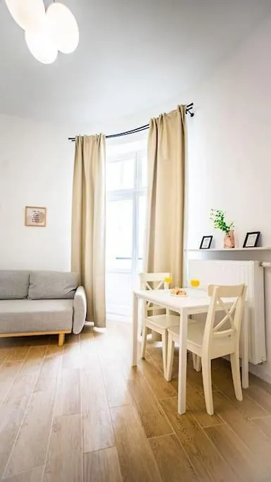 Lovely Apartment In Warsaw