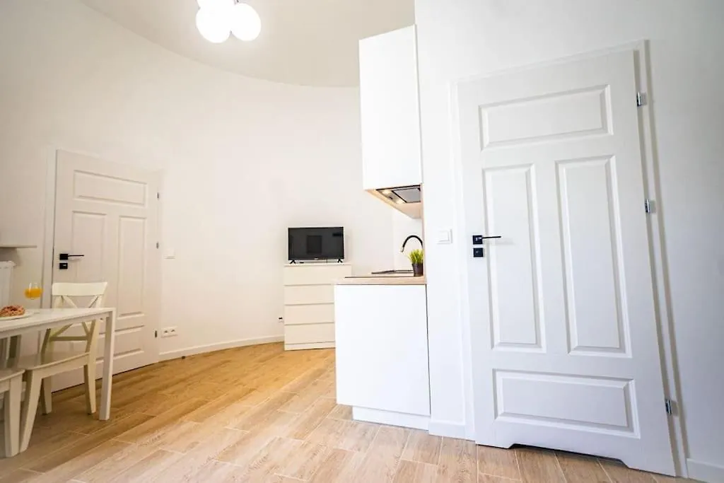 Lovely Apartment In Warsaw Poland